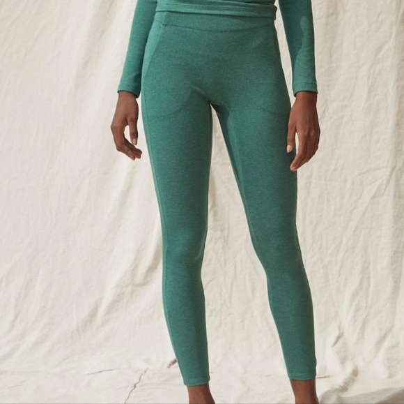 NWOT Restore Pocket Legging - Picture 2 of 4